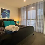 The Gallery Luxe 1 Bedroom Executive Apartment In The Heart Of Braddon Wine Secure Parking Wifi